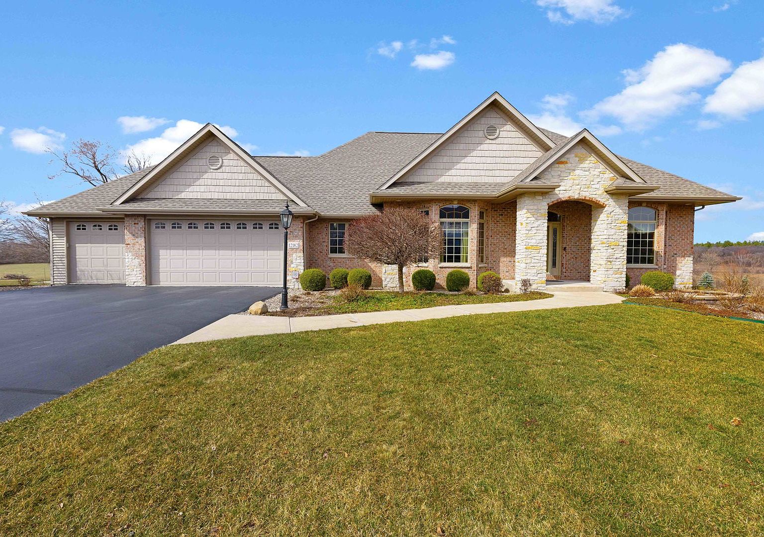 12182 Limestone Ct, Rockton, IL 61072 Zillow