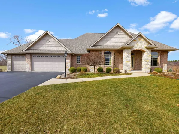 12182 Limestone Ct, Rockton, IL 61072