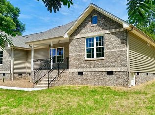 109 Weslo Dr, Kernersville, NC 27284