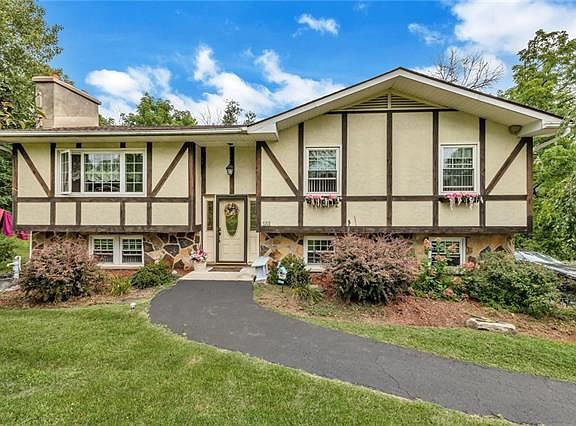 3rd image of 561 Milton Tpke
