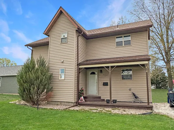 408 W Lincoln St, Mount Sterling, IL 62353