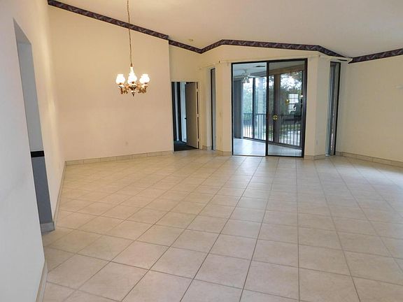 5th image of 5135 Floria Dr APT O