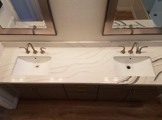 400 Dohrmann Ln, Pinole, CA 94564