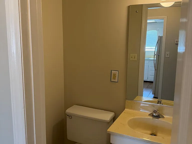 1421 W Front St — Photo 1