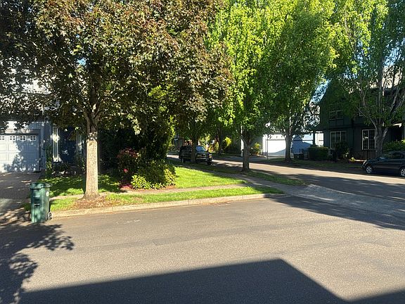 4th image of 997 SE Handel Pl
