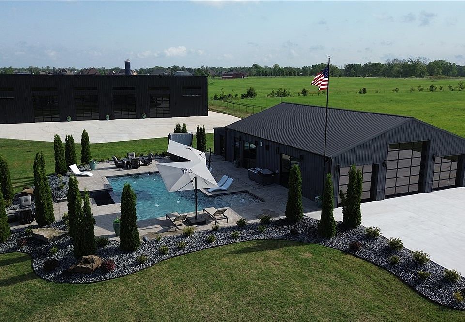 1st image of 11390 Walters Rd