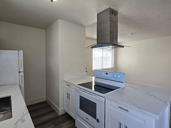 4th image of 2585 W Fairmont Ave APT 204