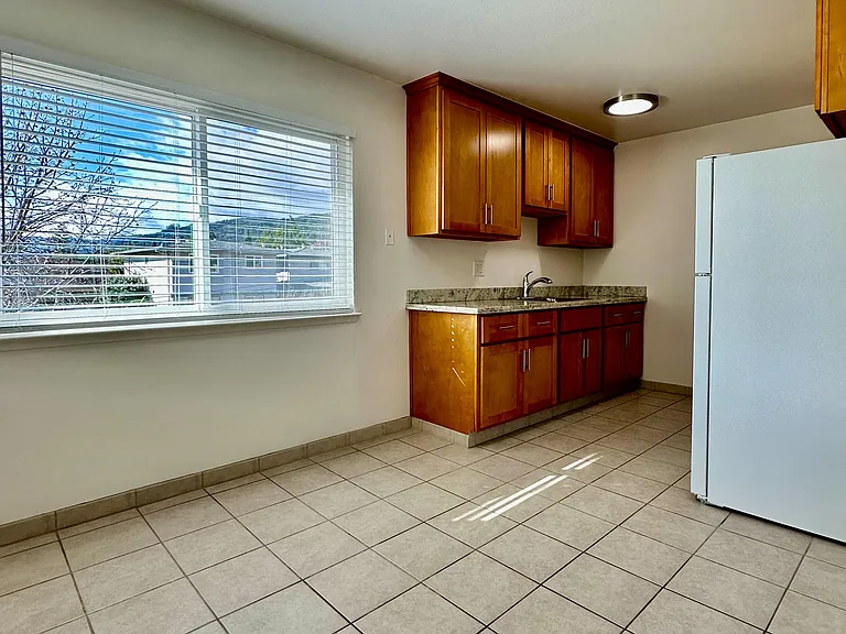 115 Towne Terrace — Photo 12