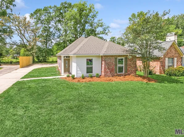 18057 Wood Haven Dr, Prairieville, LA 70769