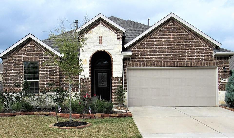 1st image of 9827 Wyatt Shores Dr