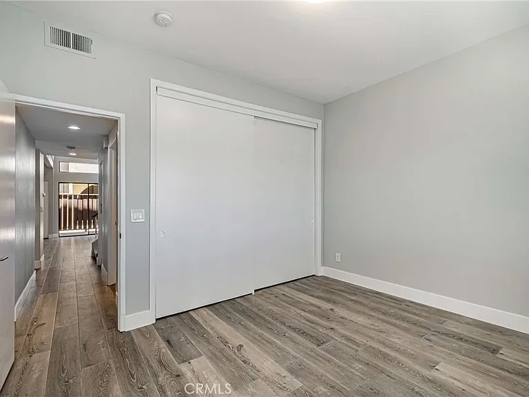 6323 Reseda Blvd #2 — Photo 10