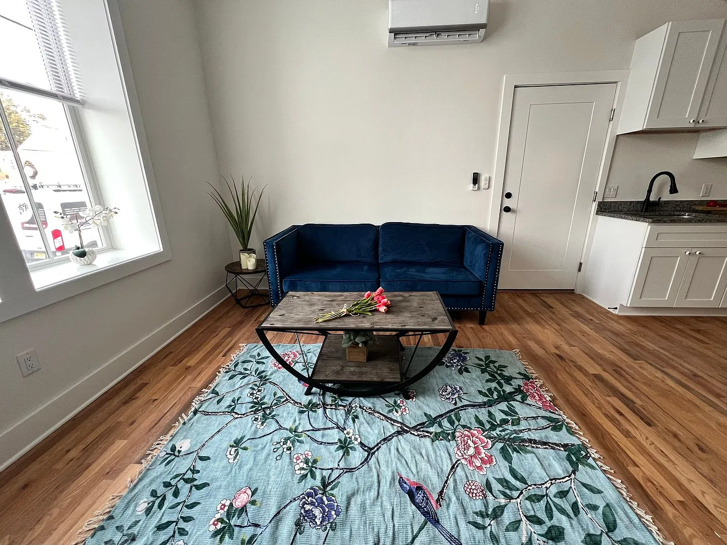 106 E Broad St — Photo 4