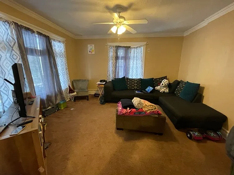 1 Manning Blvd — Photo 1