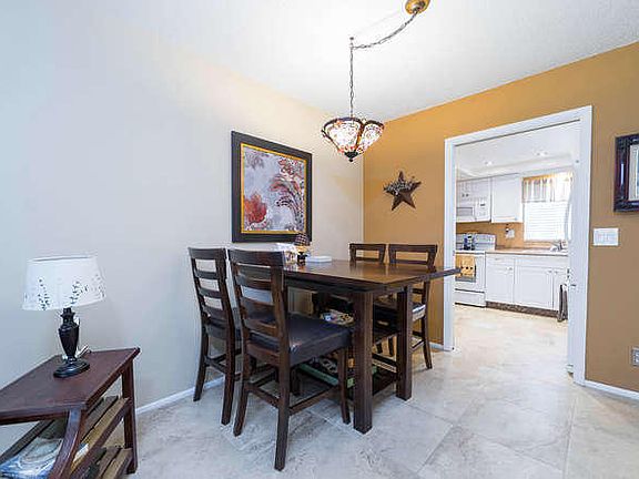 5th image of 2771 Dudley Dr E