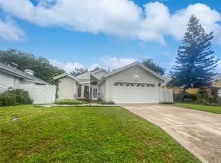 1451 Walden Oaks Pl, Plant City, FL 33563