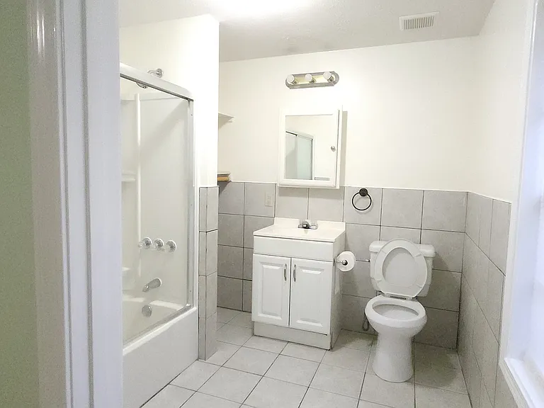 2922 Lawrenceville Hwy — Photo 16