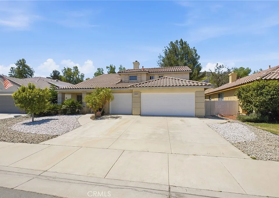13333 Goldenhorn Dr