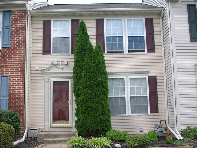 1st image of 308 S Bridlewood Dr