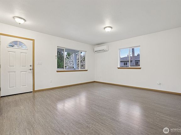 5th image of 19305 NE 86th Avenue
