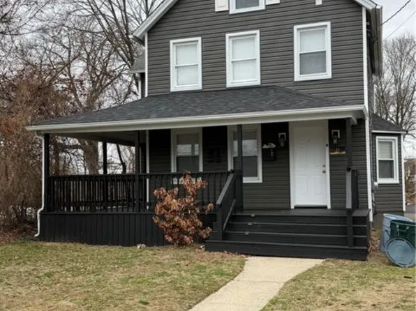 11 Haab Ave, Babylon, NY 11702