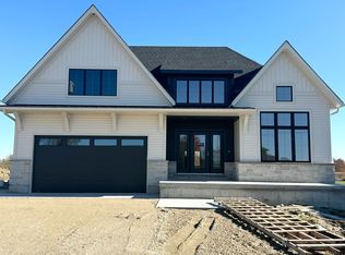 1036 Walton Ave N, North Perth, ON N4W3S5