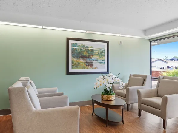 Ken Mar Senior Apartments - 62 & Older, 210 W Pike St #Aa2d4e3cb, Martinsville, IN 46151