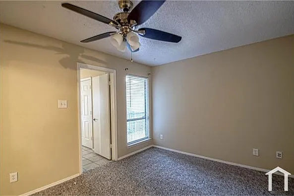 9835 Walnut St #202 — Photo 6