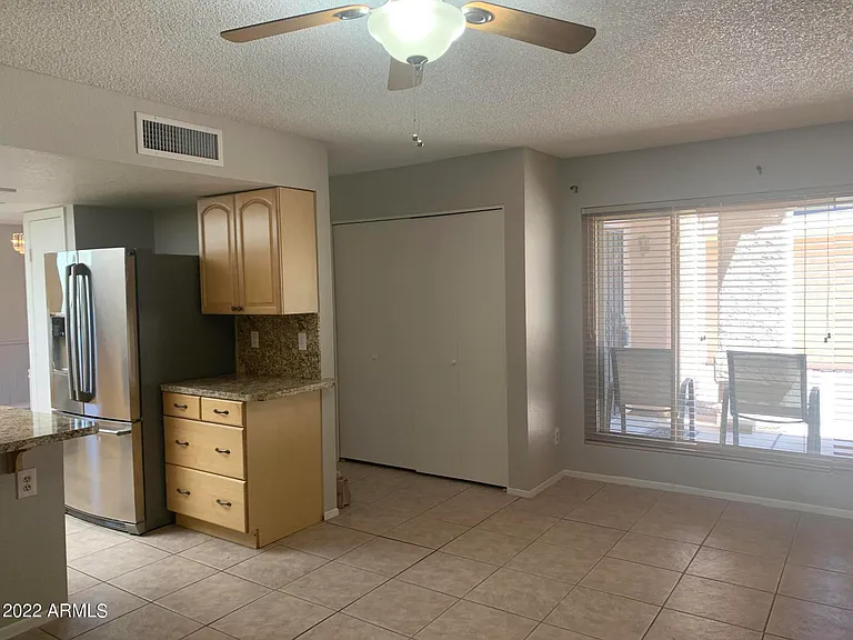 1608 N Calle Cir — Photo 9