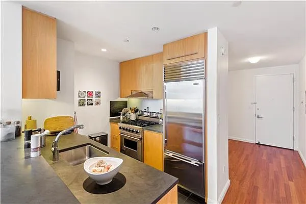 Sold by Maz Group NY | media 10