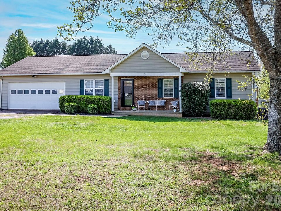 1st image of 229 Drumstand Rd