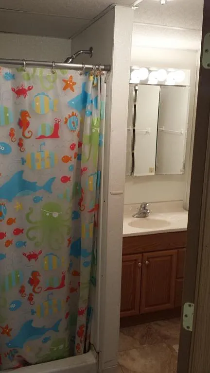 918 Vine Street — Photo 3