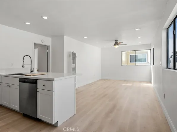 611 Calle Campana APT 4, San Clemente, CA 92673