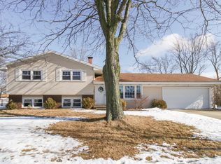 204 N Parkside Rd, Normal, IL 61761