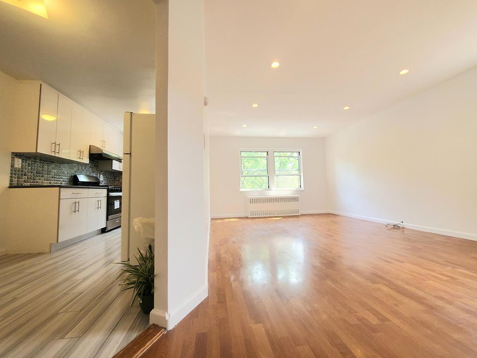 1st image of 21009 42nd Ave Floor 2