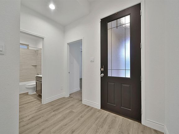 3rd image of 1008 Youth Water Rd