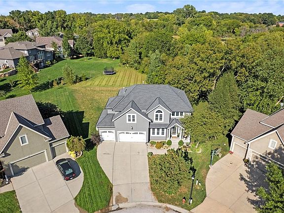 3rd image of 12700 Sloan Ave