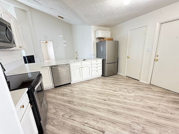 Kitchen/All new Appliances