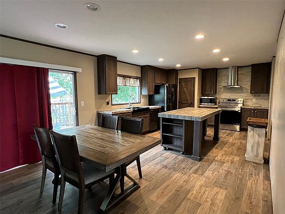 5th image of 314 Walter Way