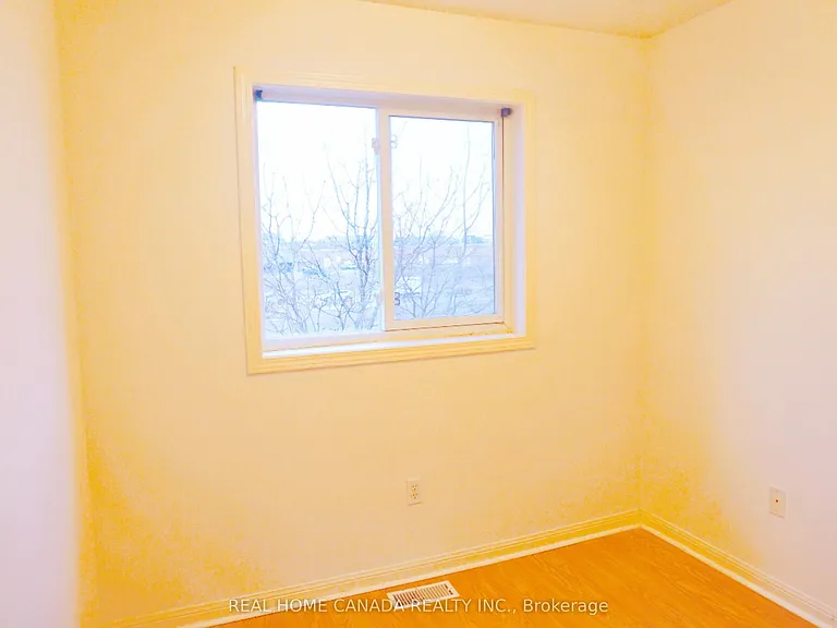 80 Acorn Pl #54 — Photo 11