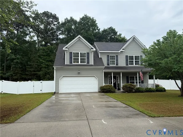 6852 Watch Harbour Cir, Hayes, VA 23072