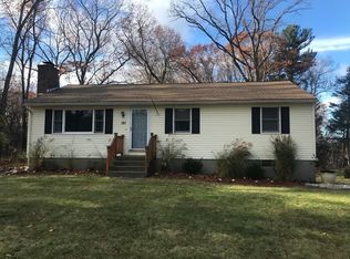 151 Pontoosic Rd, Westfield, MA 01085