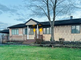 10 Fountain Avenue, Selden, NY 11784