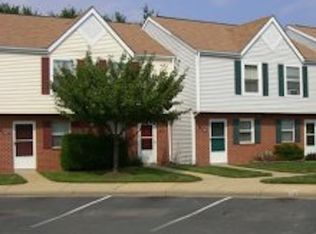 10120 Woodbury Dr, Manassas, VA 20109