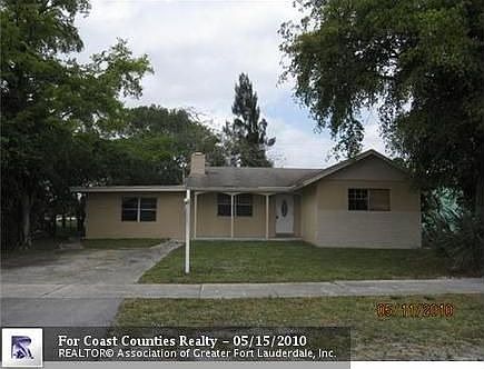 1st image of 3665 SW 12th Pl