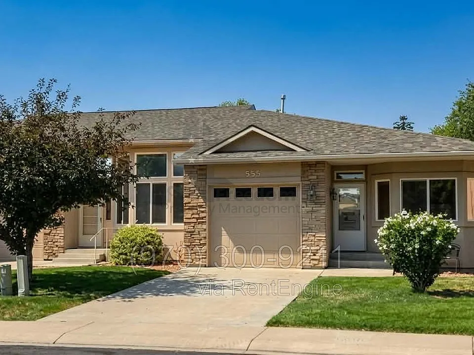 555 Garden Grove Ct