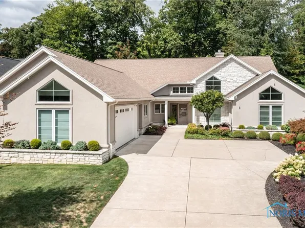 3531 Hill River Dr, Toledo, OH 43615