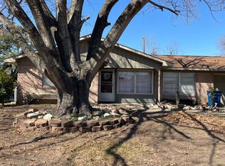 3415 Kirby Dr, Kirby, TX 78219