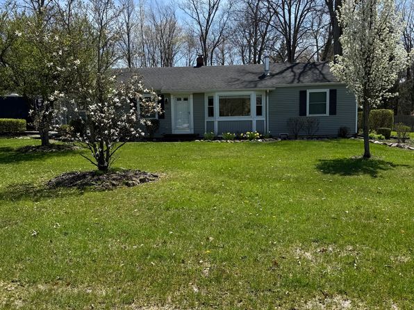 8301 Cedar Rd