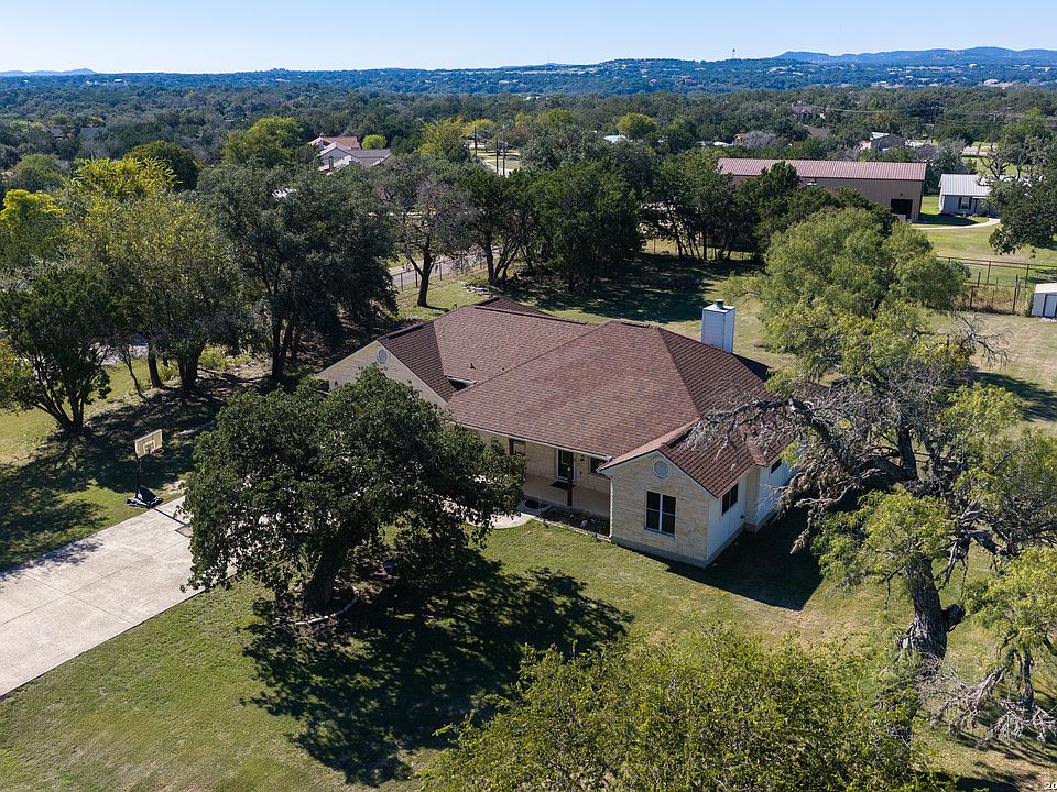 1st image of 1216 Kings Ranch rd