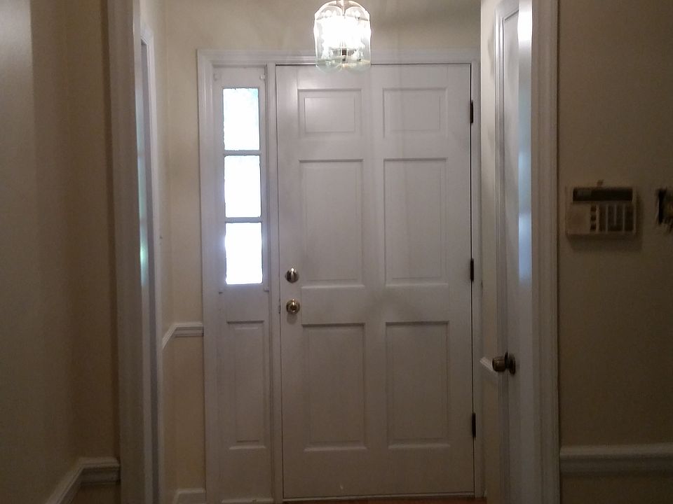 2nd image of 8276 Bridgewater Pl